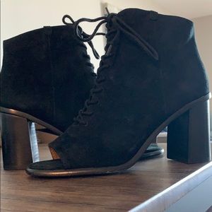 Frye Amy Peep Lace Shoes.